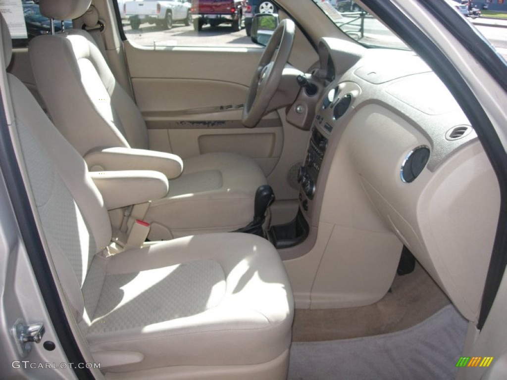 2009 HHR LT - Gold Mist Metallic / Cashmere photo #16