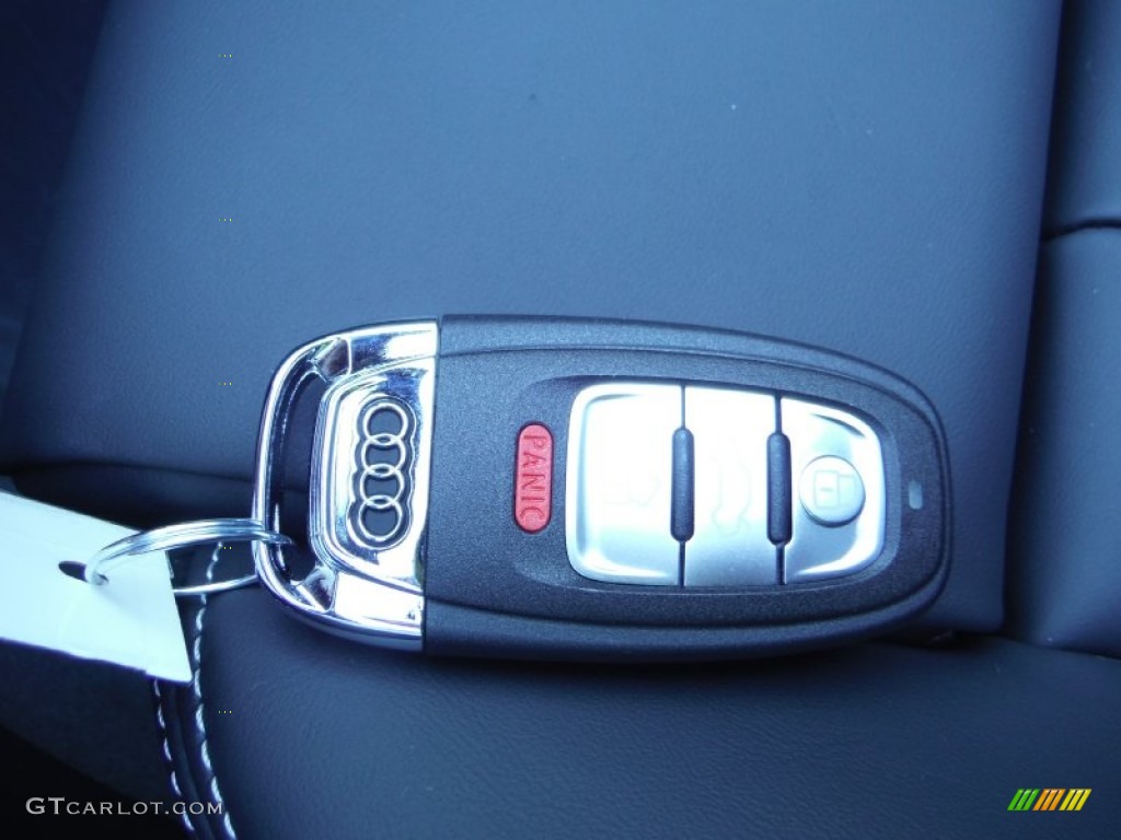 2016 Audi S5 Premium Plus quattro Cabriolet Keys Photos