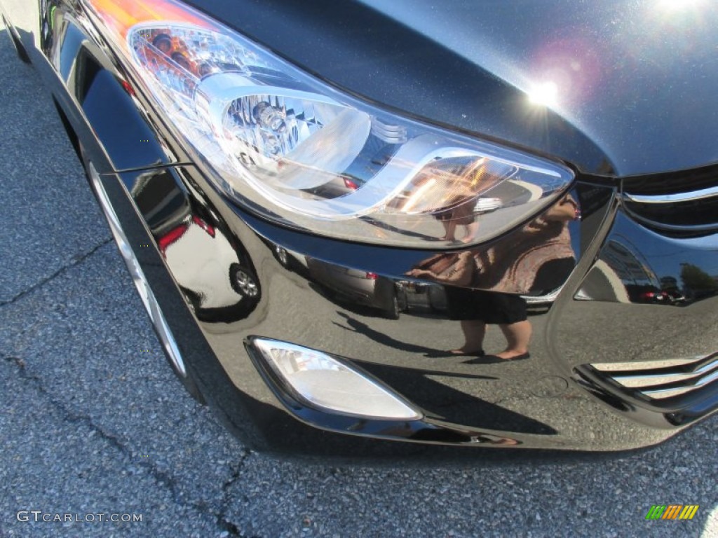 2012 Elantra Limited - Midnight Black / Gray photo #27