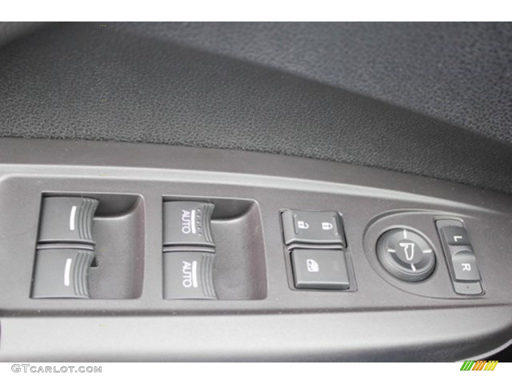 2016 Acura RDX AWD Controls Photo #107416712