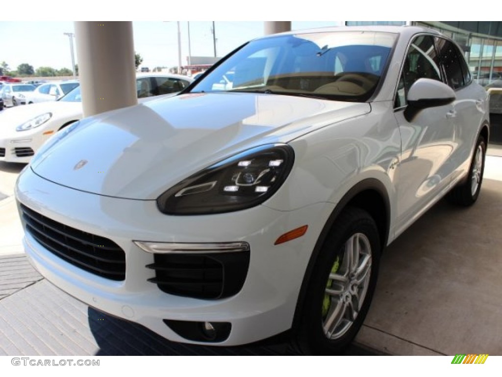 White 2016 Porsche Cayenne S E-Hybrid Exterior Photo #107416853