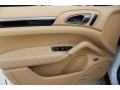 Luxor Beige 2016 Porsche Cayenne S E-Hybrid Door Panel
