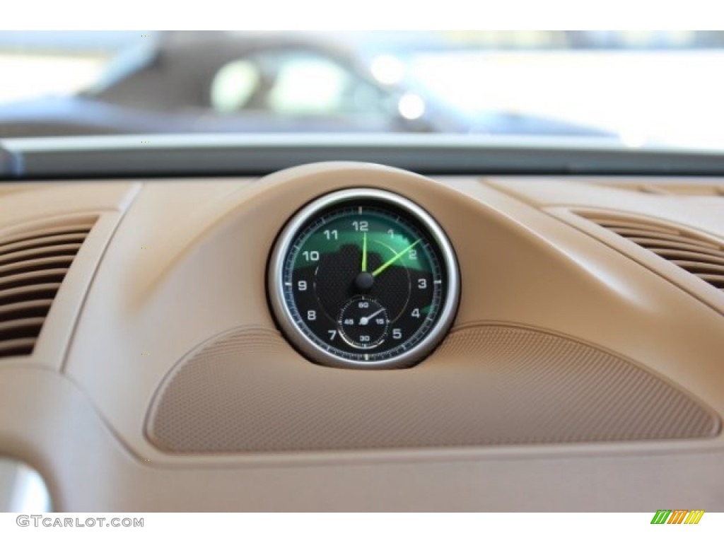 2016 Porsche Cayenne S E-Hybrid Gauges Photo #107417057