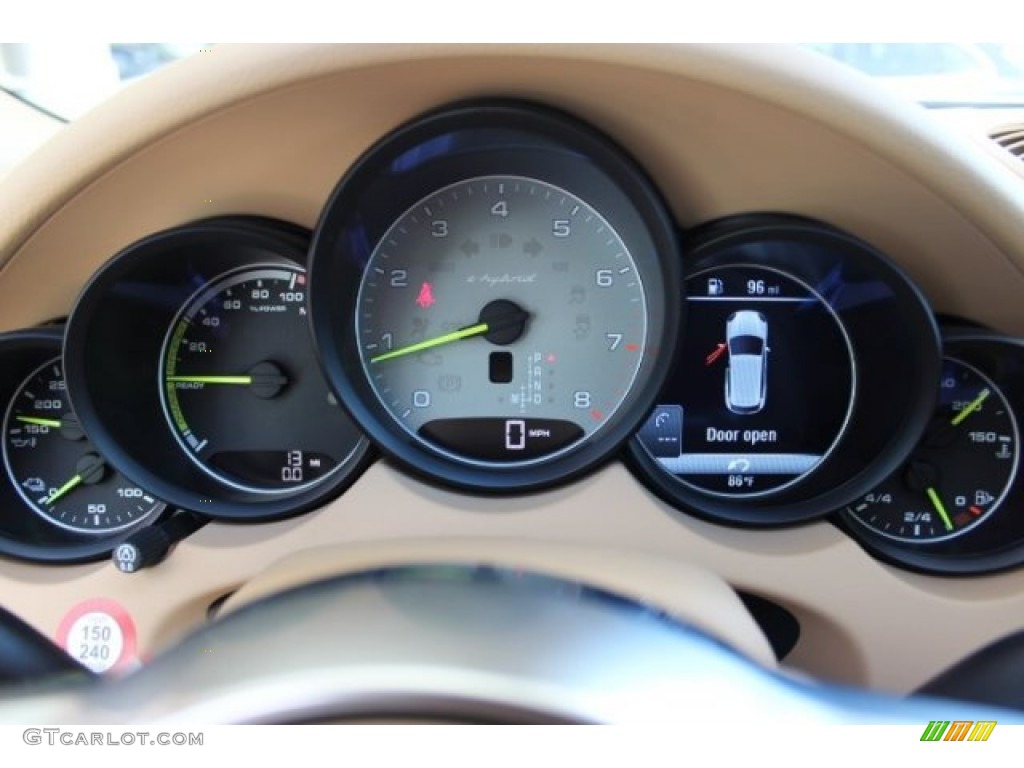 2016 Porsche Cayenne S E-Hybrid Gauges Photo #107417534