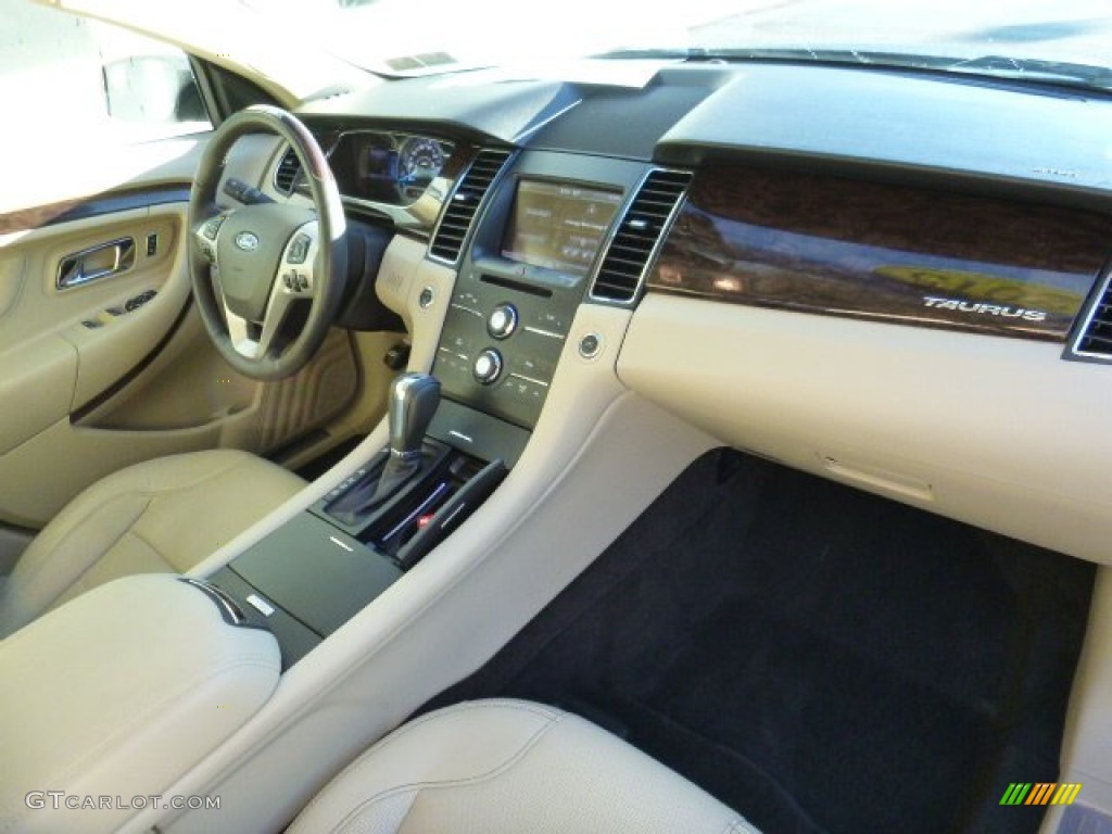2015 Taurus Limited - Magnetic Metallic / Dune photo #11