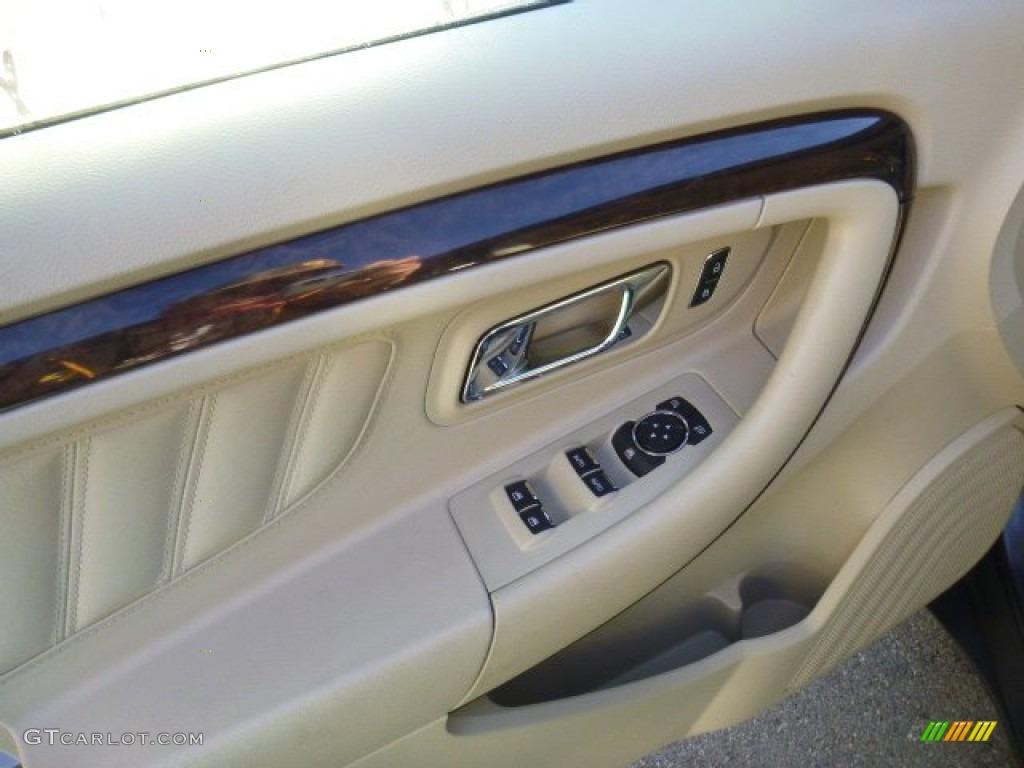 2015 Taurus Limited - Magnetic Metallic / Dune photo #18