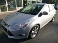 Ingot Silver - Focus SE Hatchback Photo No. 8