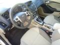 Ingot Silver - Focus SE Hatchback Photo No. 20