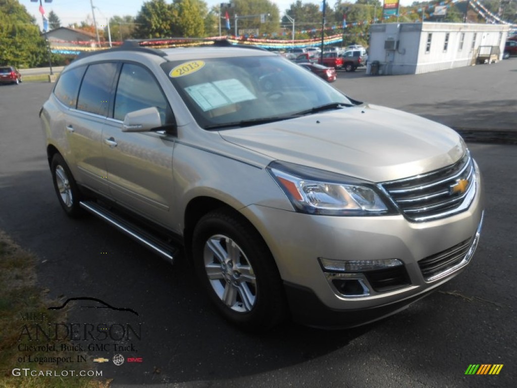 Champagne Silver Metallic Chevrolet Traverse