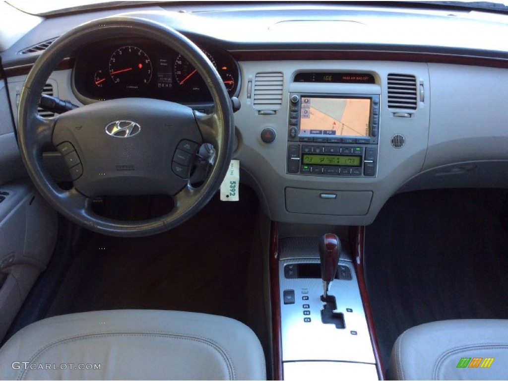 2008 Azera Limited - Powder White Pearl / Gray photo #13