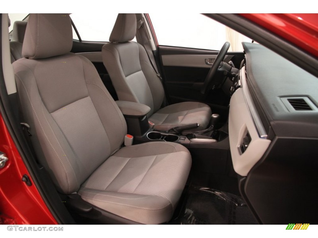 2014 Toyota Corolla LE Front Seat Photo #107436640