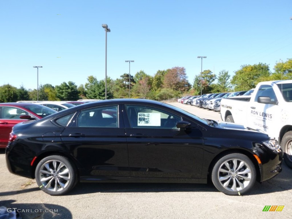 Black 2016 Chrysler 200 S Exterior Photo #107438355