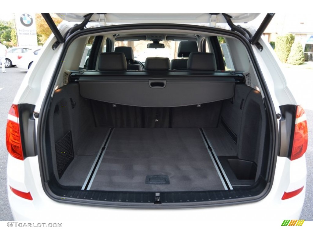 2015 X3 xDrive28i - Alpine White / Black photo #22