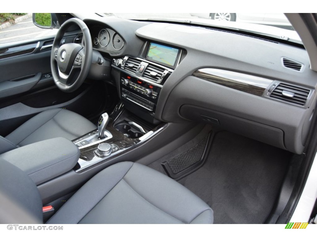 2015 X3 xDrive28i - Alpine White / Black photo #27