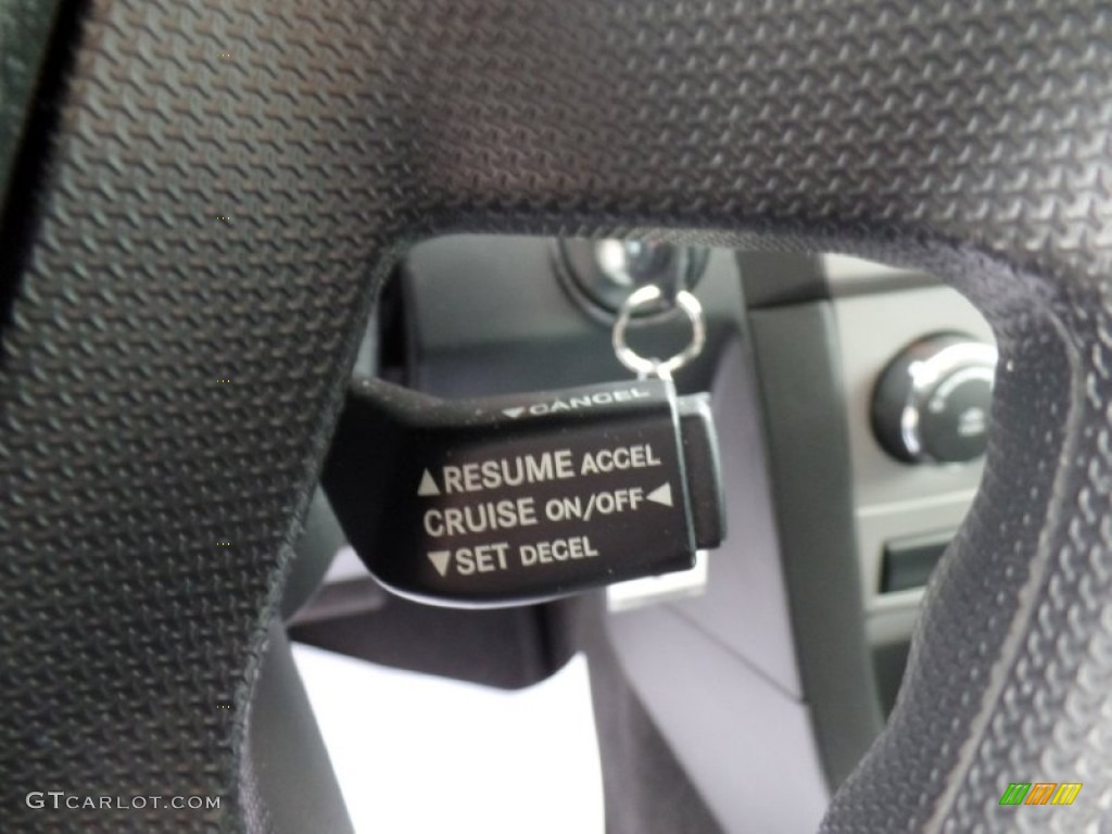 2010 Avenger SXT - Silver Steel Metallic / Dark Slate Gray photo #19