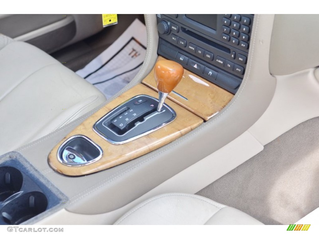 2004 Jaguar S-Type 3.0 Transmission Photos