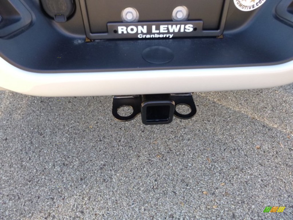 2015 1500 Express Crew Cab 4x4 - Bright Silver Metallic / Black/Diesel Gray photo #8