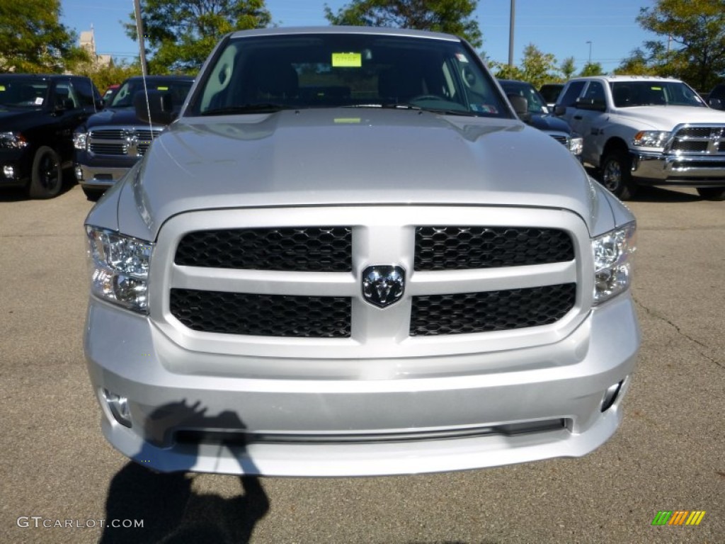 2015 1500 Express Crew Cab 4x4 - Bright Silver Metallic / Black/Diesel Gray photo #14