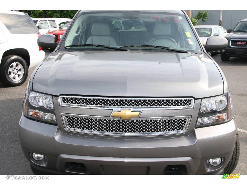 2009 Tahoe LT 4x4 - Graystone Metallic / Light Titanium photo #2