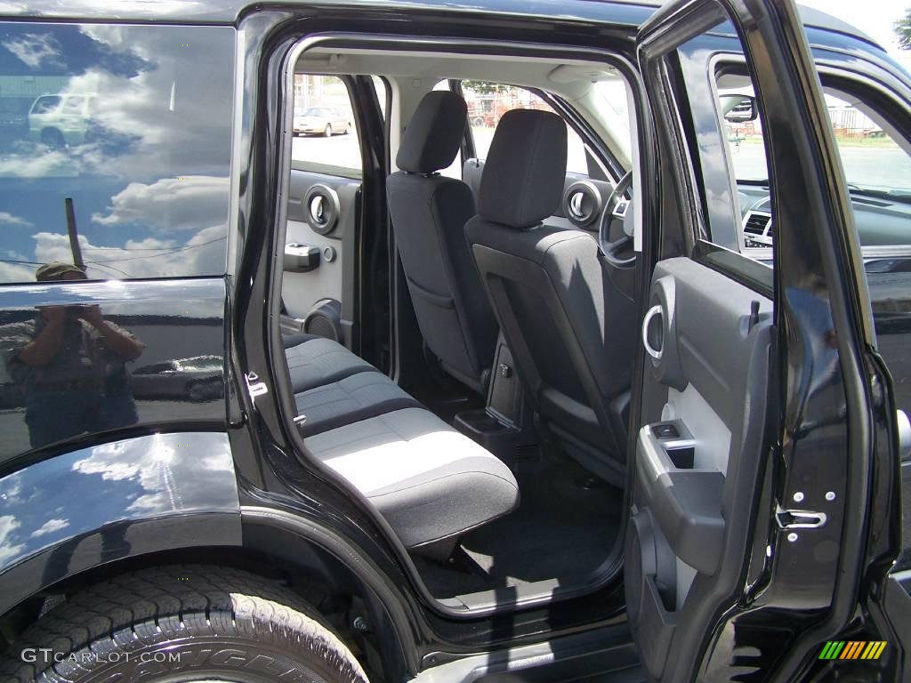 2007 Nitro SLT - Black / Dark Slate Gray photo #6