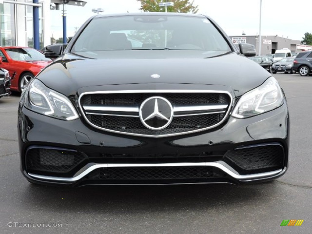 2014 E 63 AMG - Black / Black photo #2