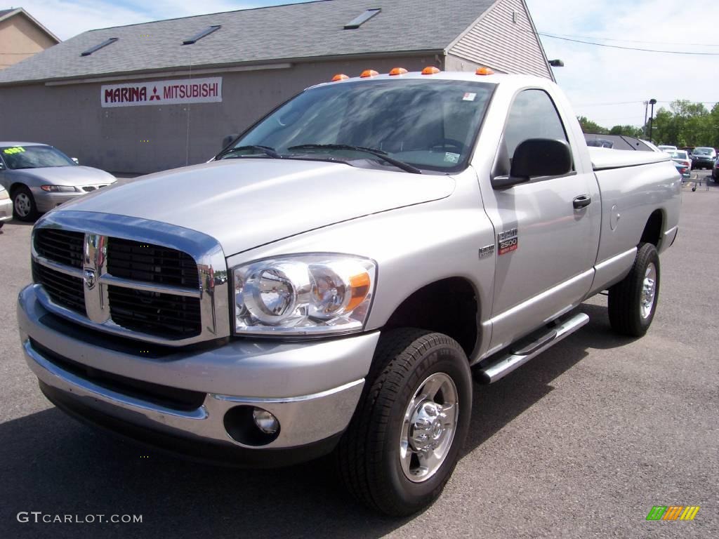 2009 Ram 2500 SLT Regular Cab 4x4 - Bright Silver Metallic / Medium Slate Gray photo #7