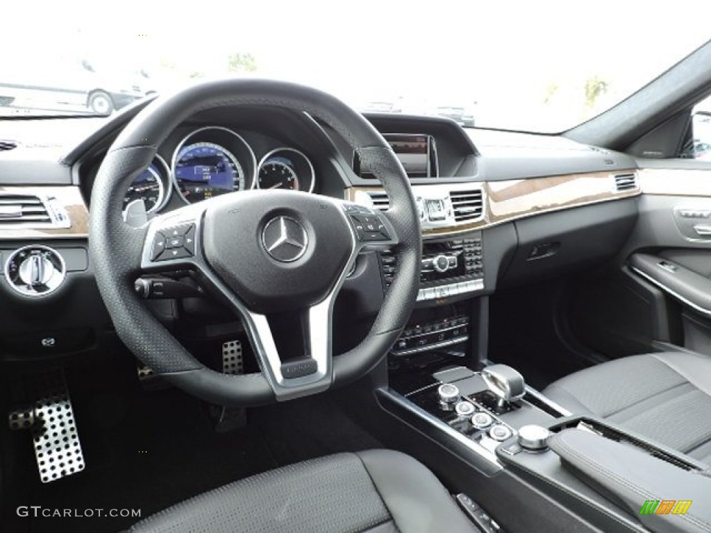 Black Interior 2014 Mercedes-Benz E 63 AMG Photo #107454295
