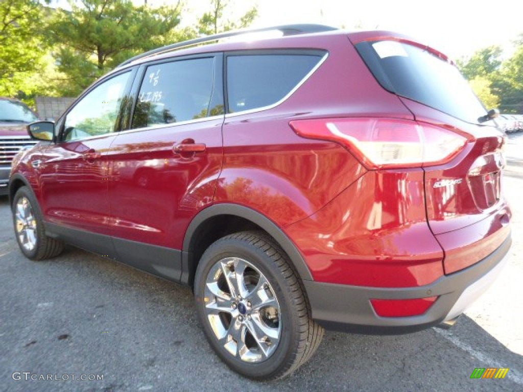 2016 Escape SE 4WD - Ruby Red Metallic / Charcoal Black photo #4