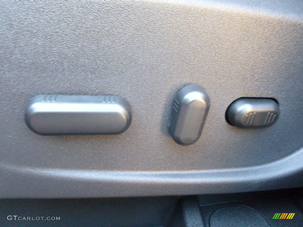 2016 Escape SE 4WD - Ruby Red Metallic / Charcoal Black photo #11