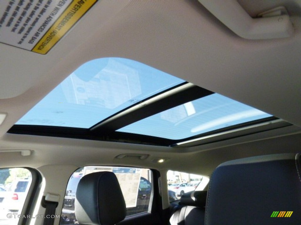 2016 Escape SE 4WD - Ruby Red Metallic / Charcoal Black photo #12