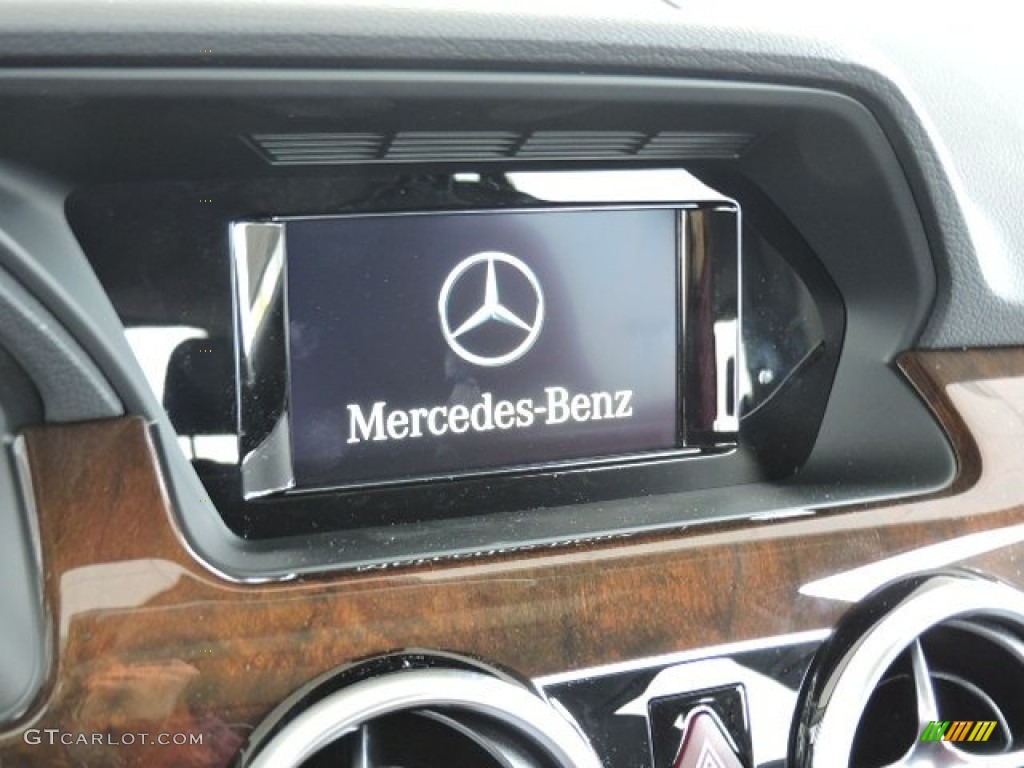 2015 GLK 350 4Matic - Paladium Silver Metallic / Black photo #13