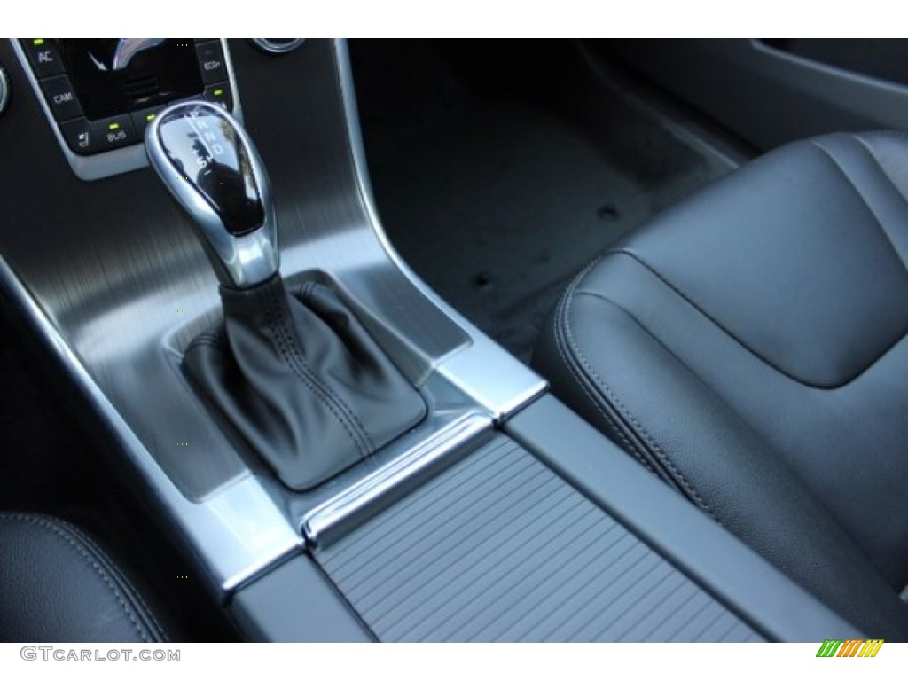 2016 XC60 T5 Drive-E - Seashell Metallic / Off-Black photo #16