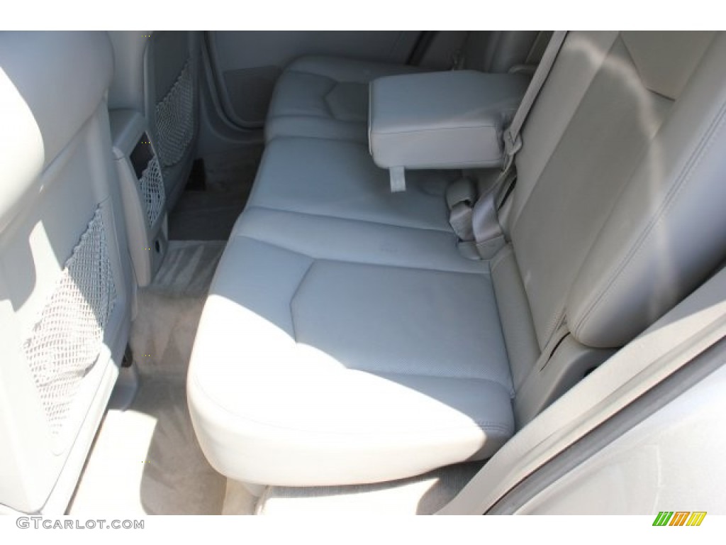 2006 SRX V6 - Light Platinum / Light Gray photo #18