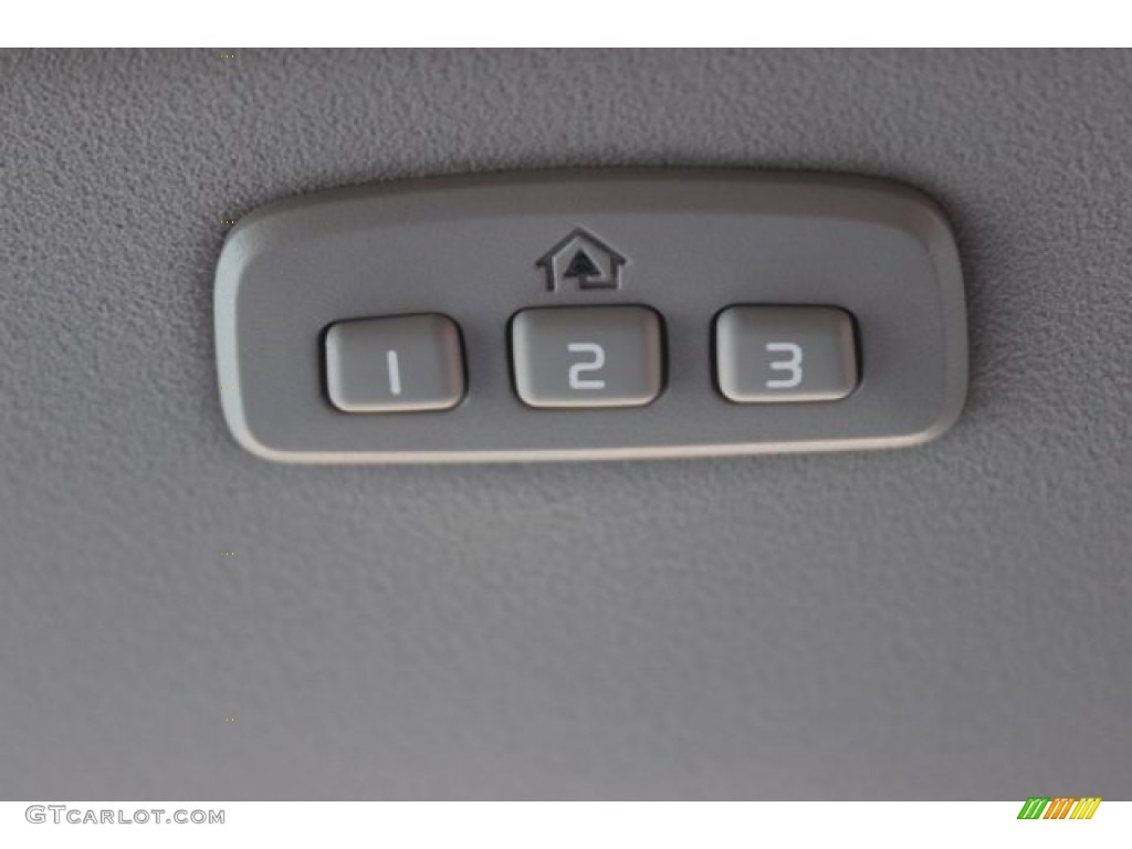 2016 XC60 T5 Drive-E - Seashell Metallic / Off-Black photo #23