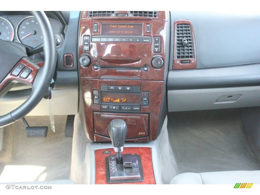 2006 SRX V6 - Light Platinum / Light Gray photo #30