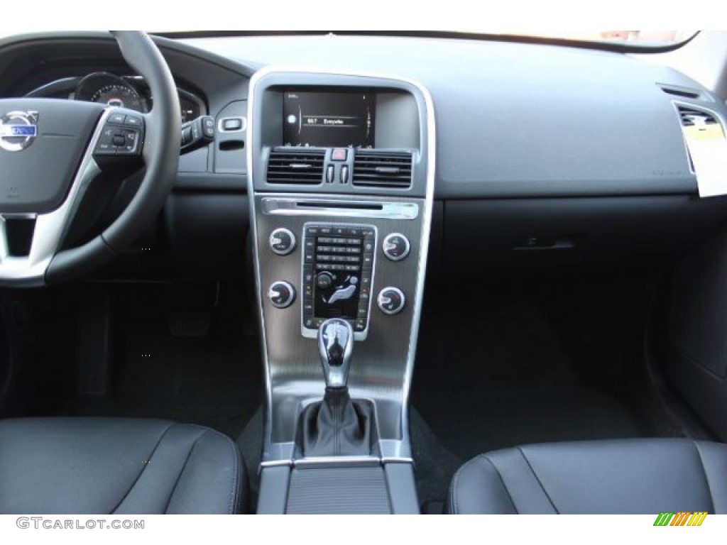2016 XC60 T5 Drive-E - Seashell Metallic / Off-Black photo #32