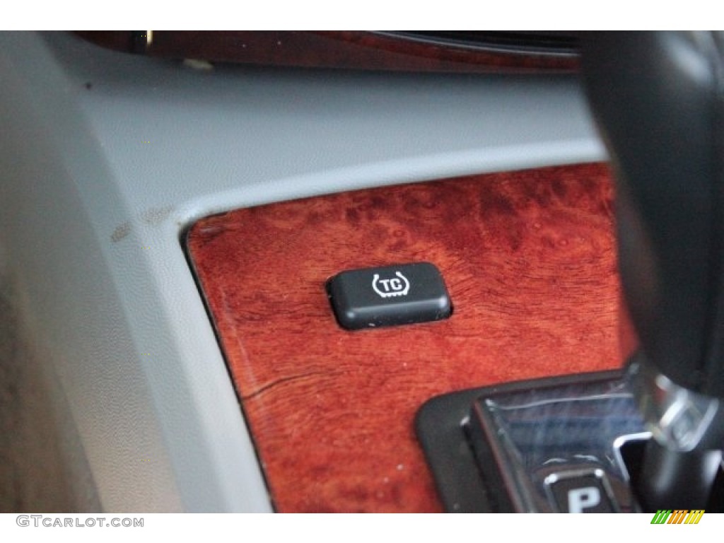 2006 SRX V6 - Light Platinum / Light Gray photo #36
