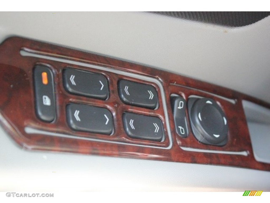 2006 SRX V6 - Light Platinum / Light Gray photo #41