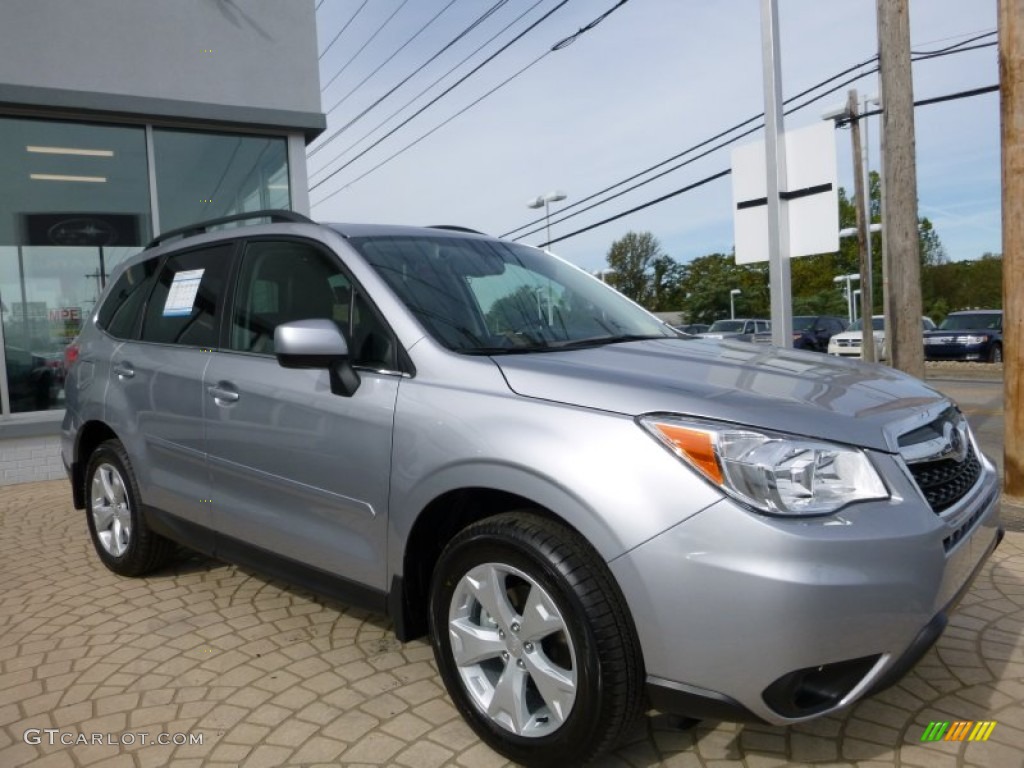 Ice Silver Metallic 2016 Subaru Forester 2.5i Limited Exterior Photo #107470565