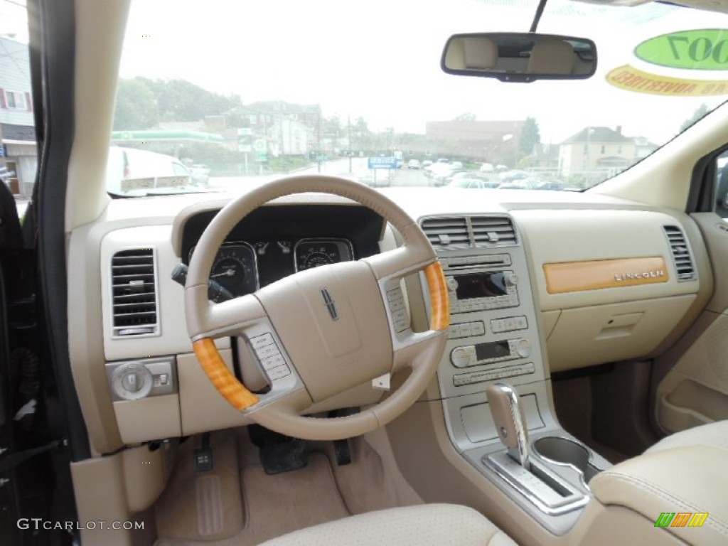 2007 MKX AWD - Black / Medium Camel photo #12