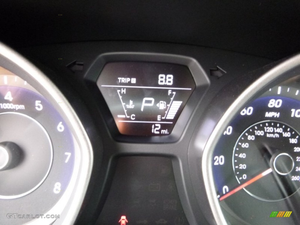 2016 Elantra SE - White / Gray photo #18