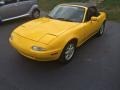 Front 3/4 View of 1992 MX-5 Miata Roadster