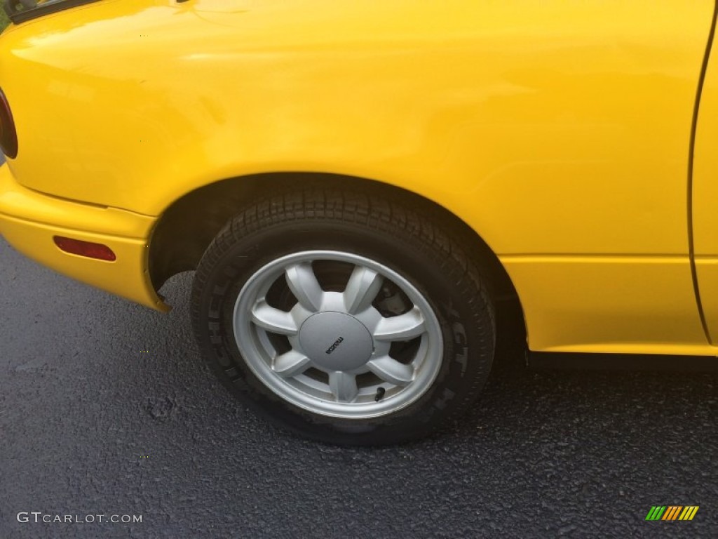 1992 Mazda MX-5 Miata Roadster Wheel Photo #107475833