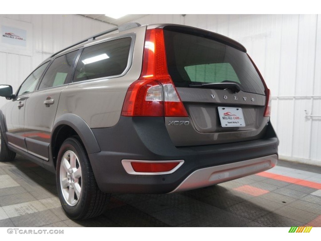 2008 XC70 AWD - Seashell Metallic / Sandstone Beige photo #49