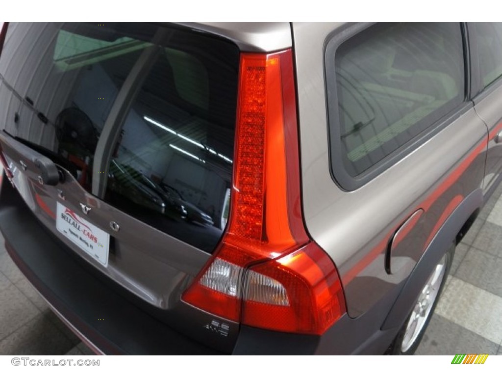 2008 XC70 AWD - Seashell Metallic / Sandstone Beige photo #67