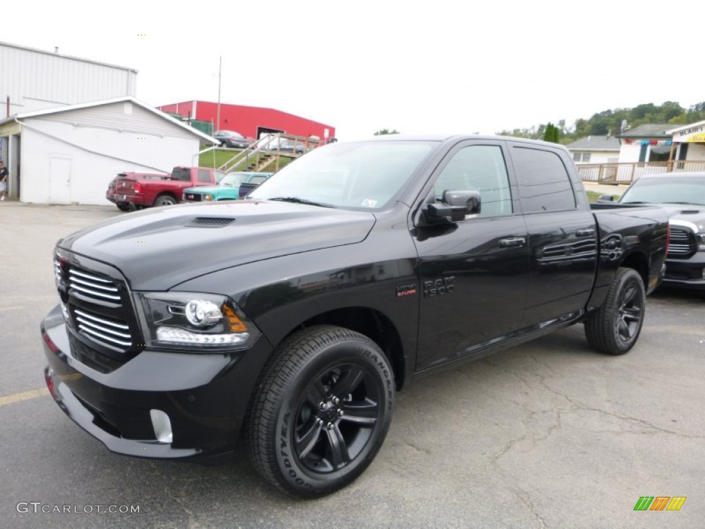 2016 Ram 1500 Sport Crew Cab 4x4 Exterior Photos