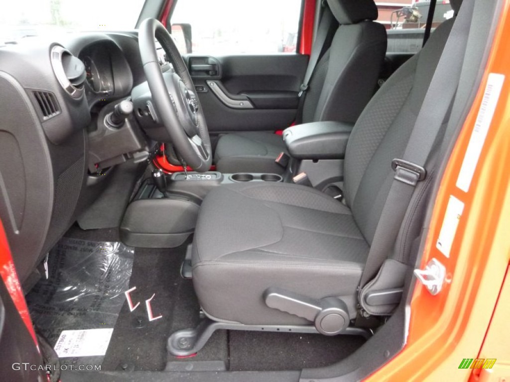Black Interior 2016 Jeep Wrangler Unlimited Sport 4x4 Photo #107477849