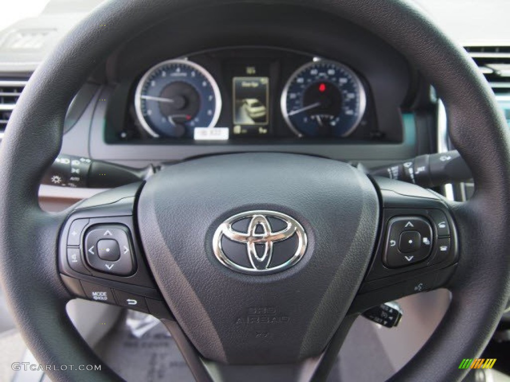 2016 Toyota Camry LE Ash Steering Wheel Photo #107479815
