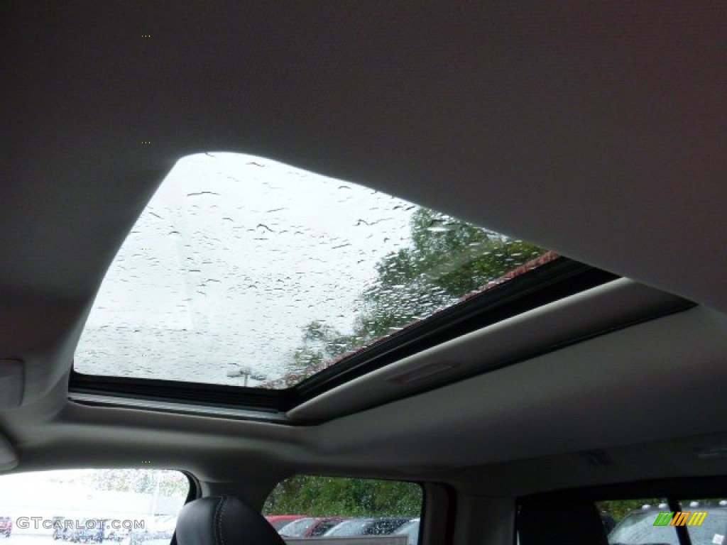 2016 Ram 1500 Laramie Quad Cab 4x4 Sunroof Photo #107482304