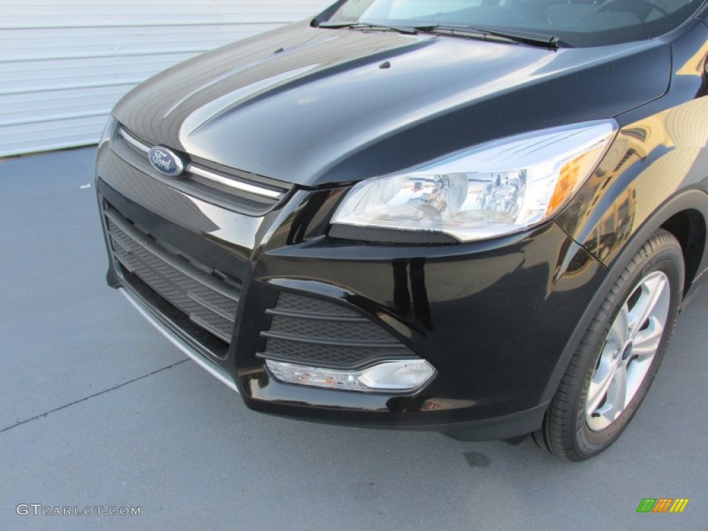 2016 Escape SE - Shadow Black / Charcoal Black photo #10